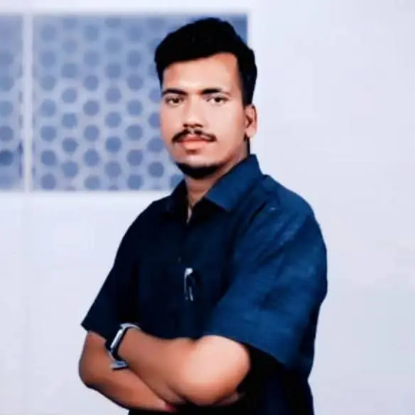 Prashant Tiwari Founder of Akshant Media